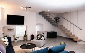 Aelia 110 Sq.M. Luxury Apartment